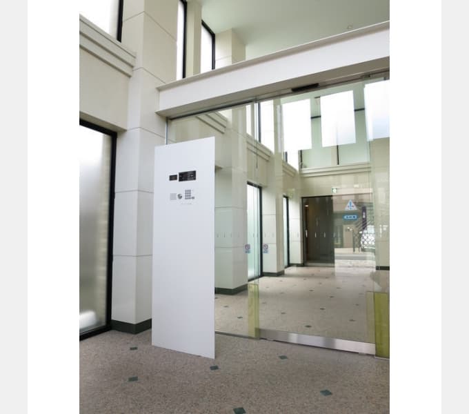 Room image 13