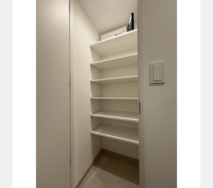 Room image 13