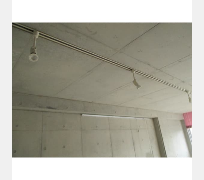 Room image 14
