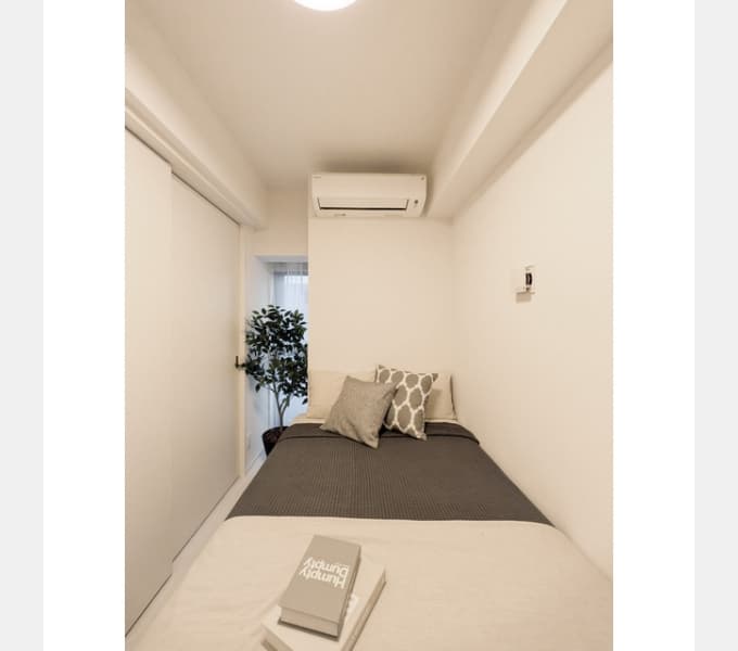 Room image 9