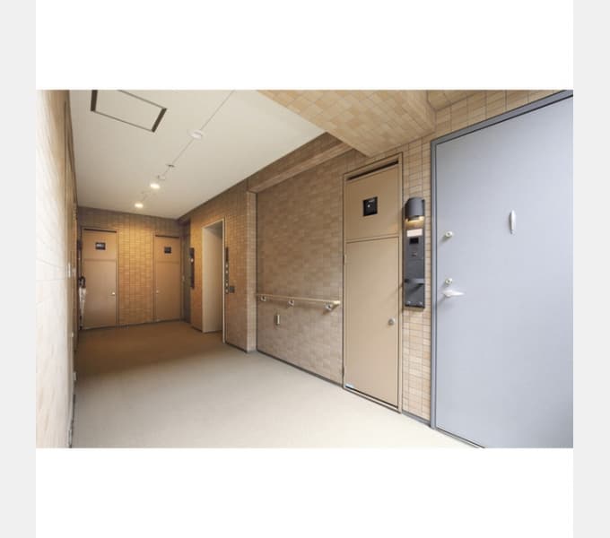 Room image 16