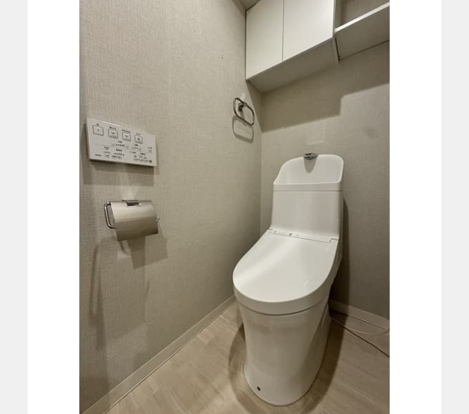 Room image 10