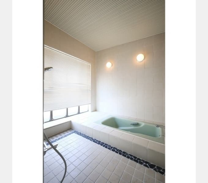 Room image 16