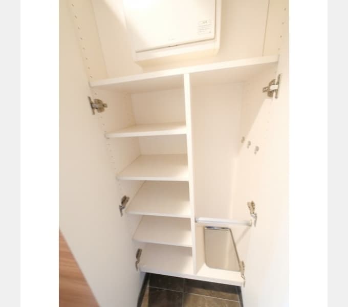 Room image 14