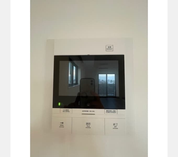 Room image 12