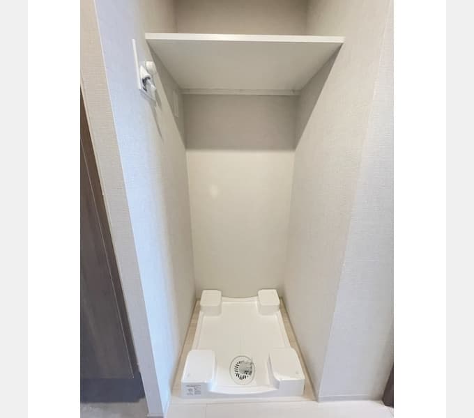 Room image 13