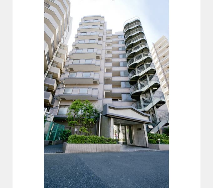 Main exterior of Lupine Shizuka