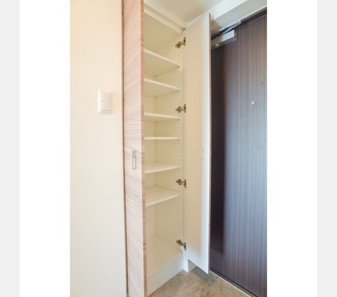 Room image 11