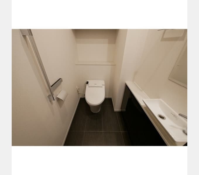 Room image 11
