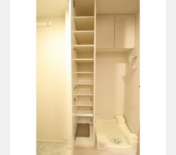 Room image 14