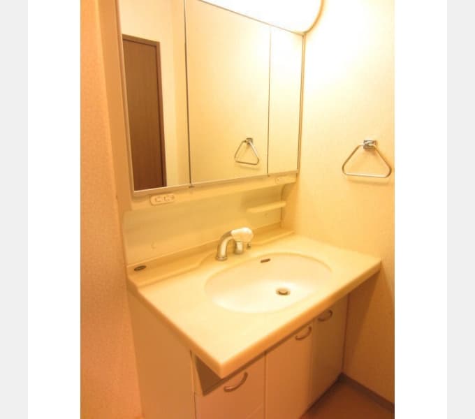Room image 14