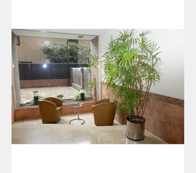 Room image 12