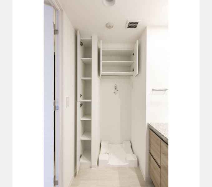 Room image 13