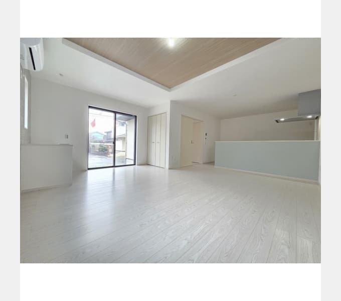 Preview interior of Kolet Mitsuwadai