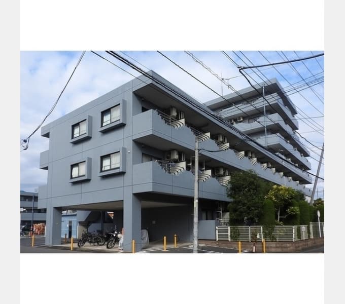 Main exterior of Clière Shiki