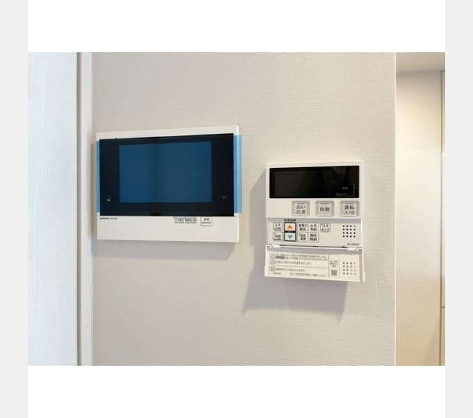 Room image 12