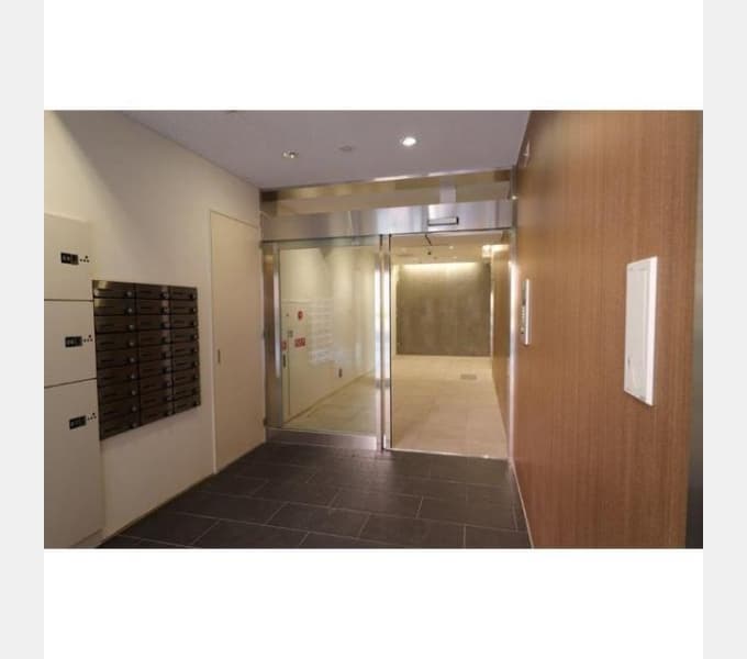 Room image 12