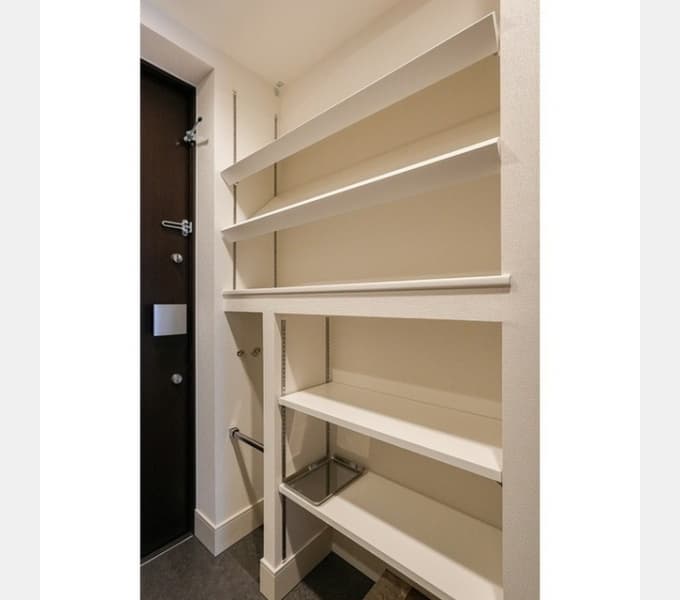 Room image 14