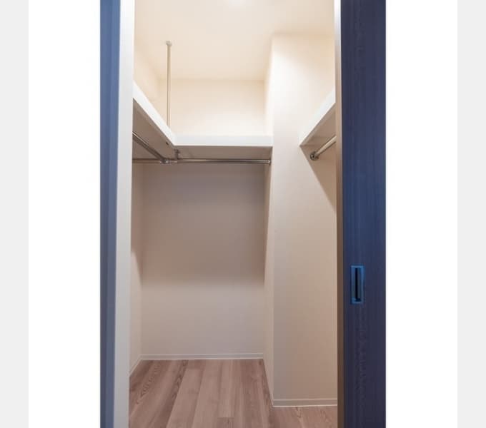 Room image 14