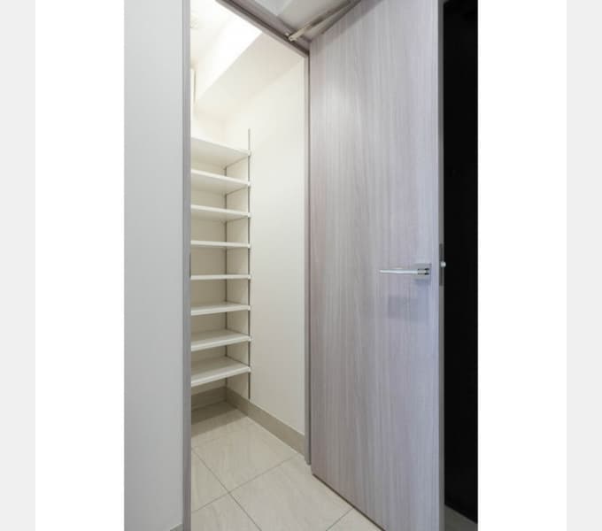 Room image 13