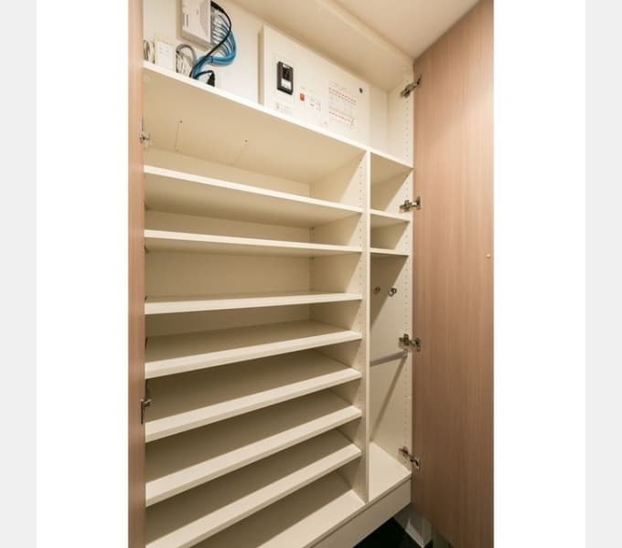 Room image 13