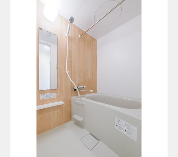 Room image 9