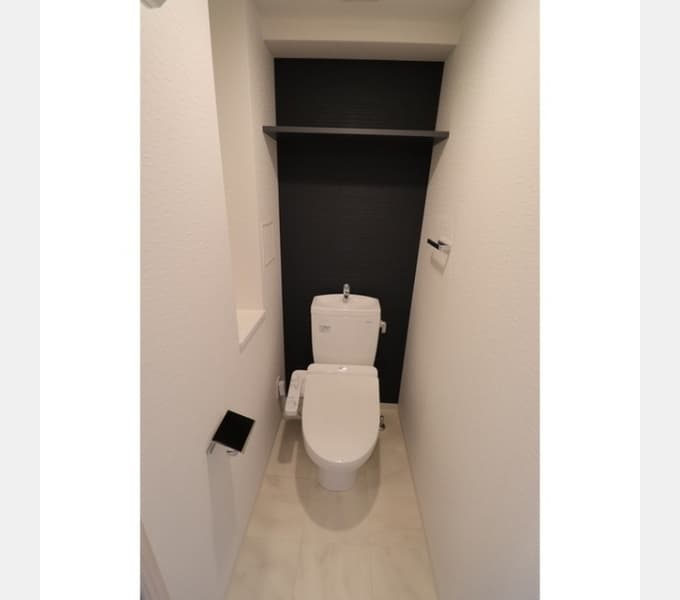 Room image 8
