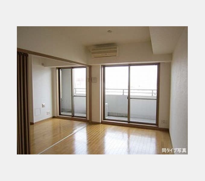 Room image 9