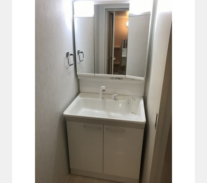Room image 15