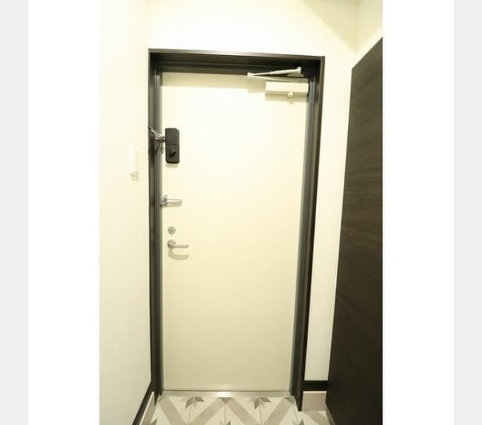 Room image 11