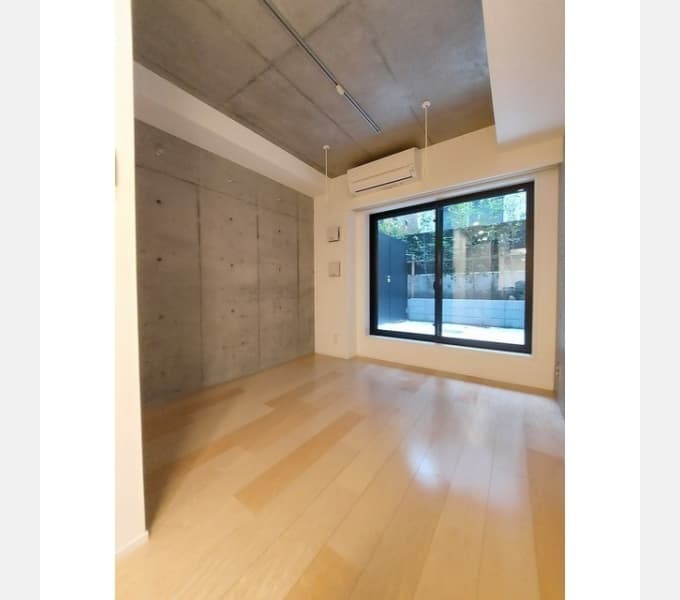 Room image 14