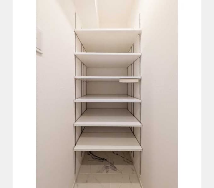 Room image 14