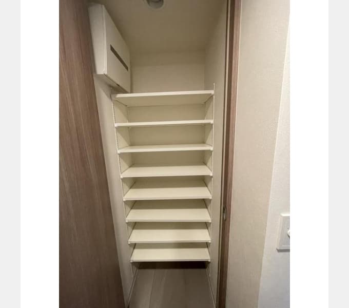 Room image 13