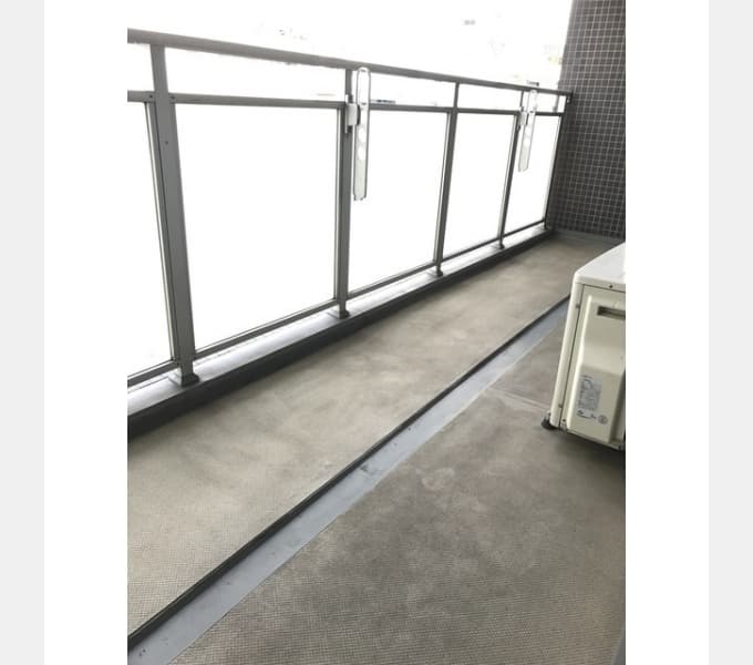 Room image 12