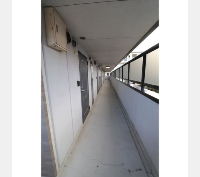 Room image 16