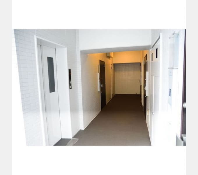 Room image 11