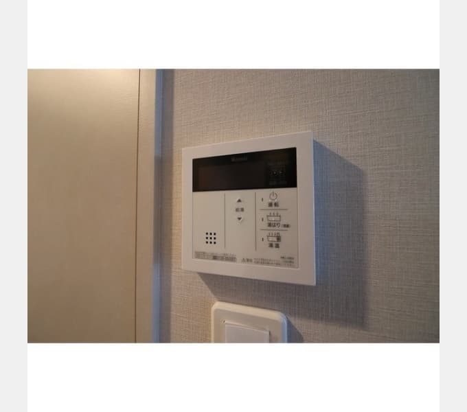 Room image 11