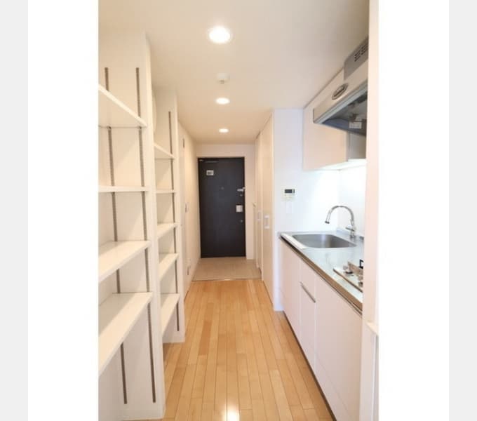 Room image 11