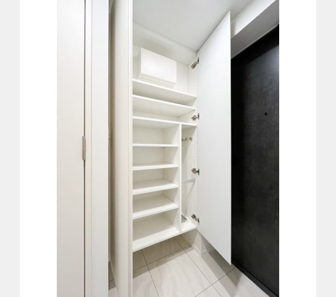Room image 16