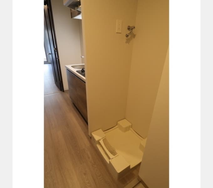 Room image 15