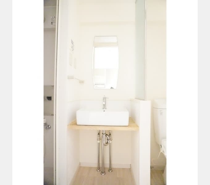 Room image 8