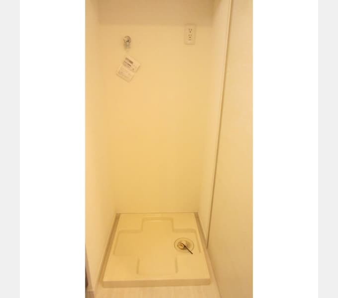 Room image 13