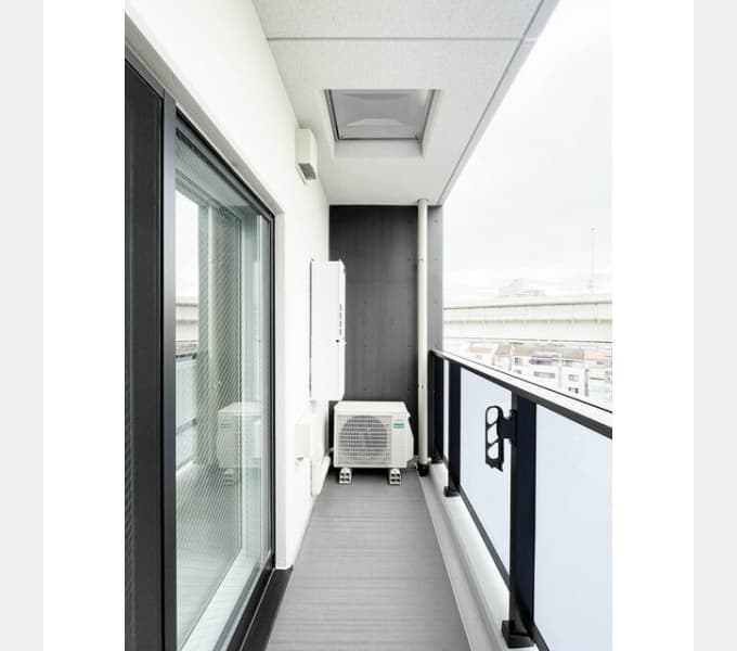 Room image 10
