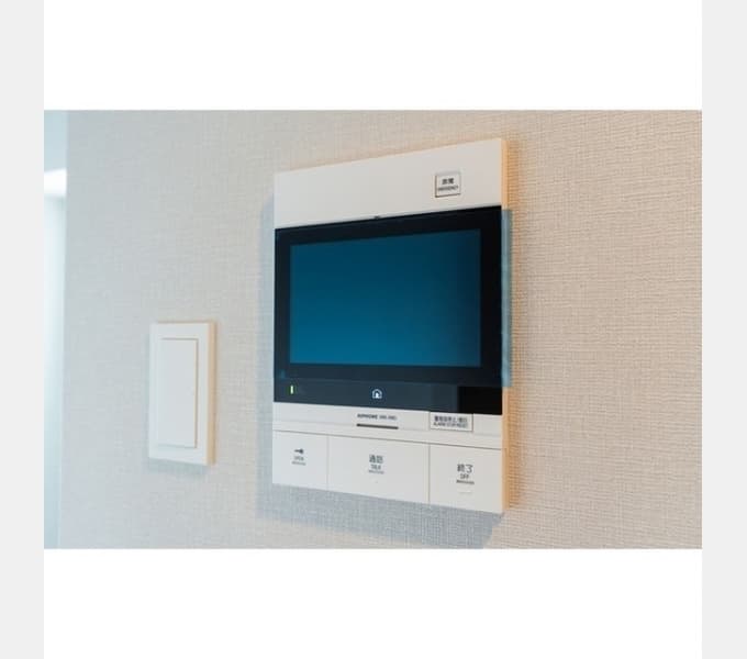Room image 11