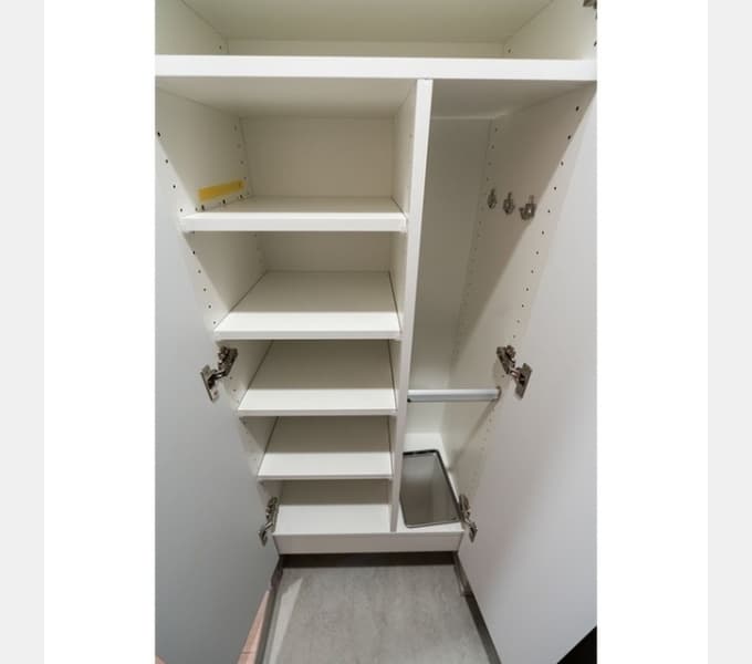Room image 13