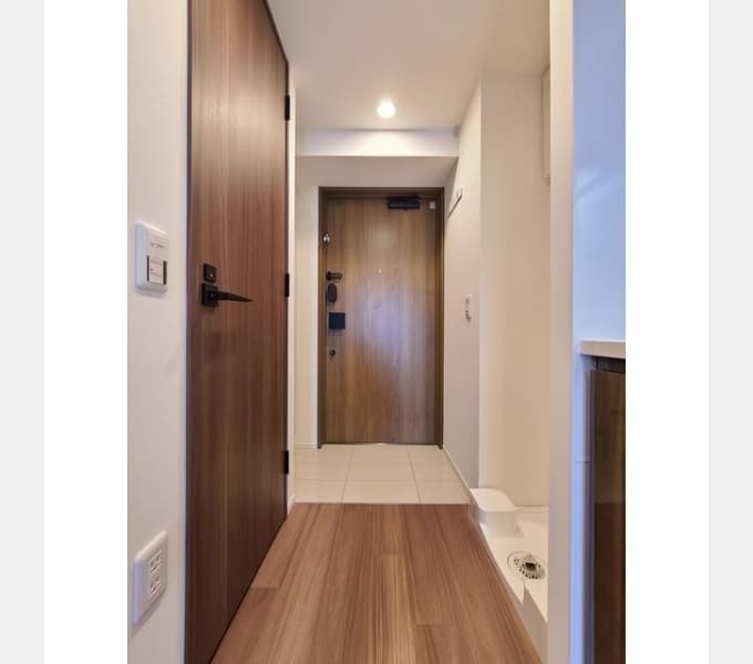 Room image 11