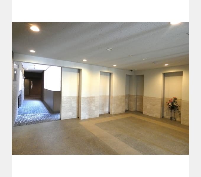Room image 13