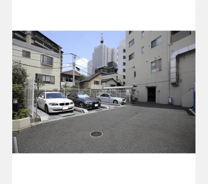 Room image 13