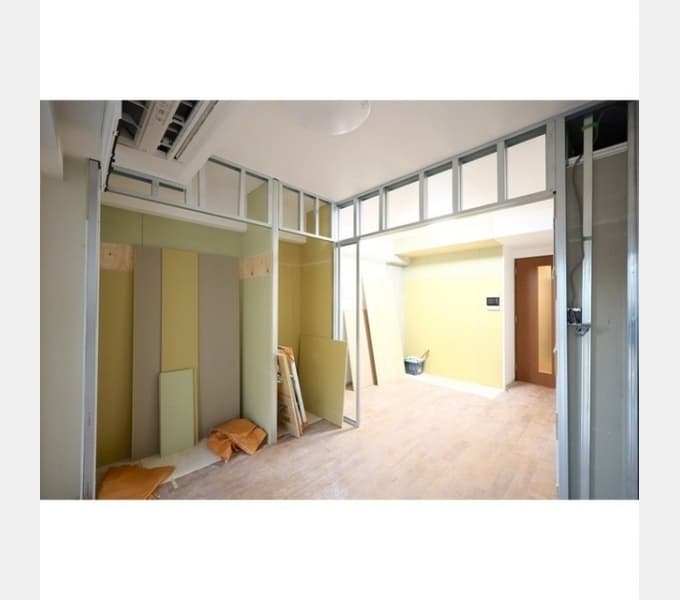 Room image 11