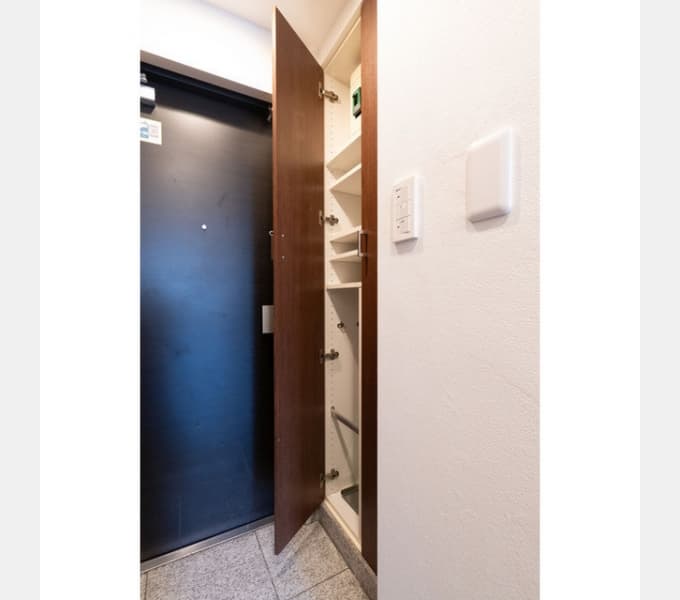 Room image 11